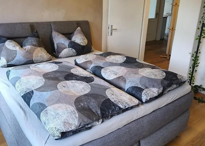 Statt - Individuelle, Gemuetliche Dachgeschosswohnung Zum Wohlfuehlen - Im Herzen Appartement *