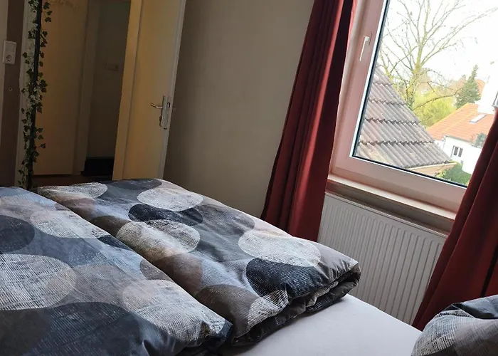 Statt - Individuelle, Gemuetliche Dachgeschosswohnung Zum Wohlfuehlen - Im Herzen Appartement Oldenburg