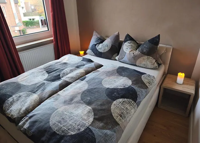 Appartement Statt - Individuelle, Gemuetliche Dachgeschosswohnung Zum Wohlfuehlen - Im Herzen Oldenburg